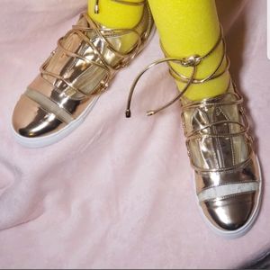 Journee Collection Rosegold Athleisure shoe leg wrap lace up or down size 11